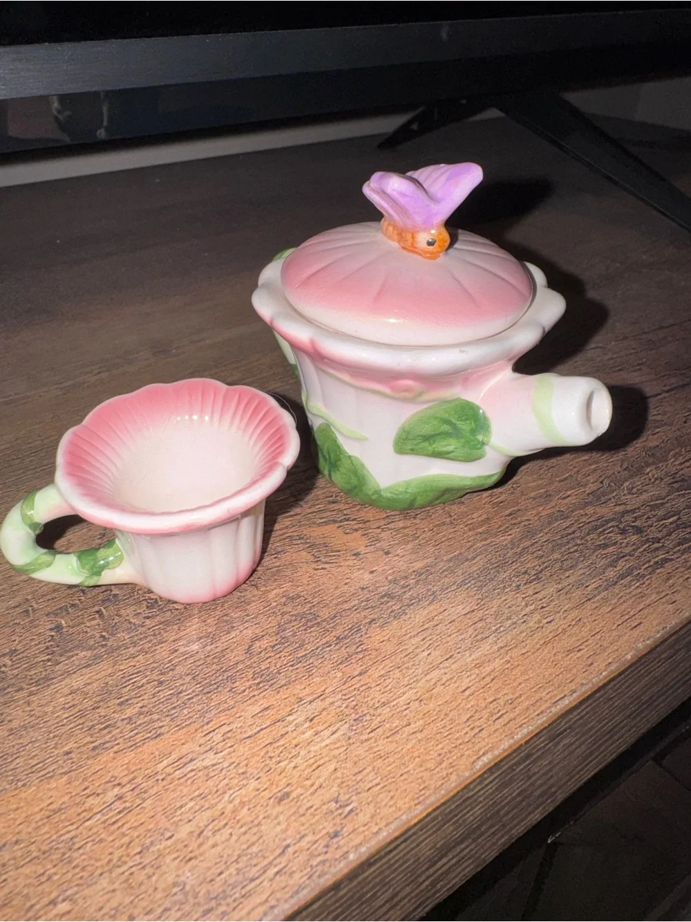 Mini Glazed Ceramic Tea Set Pink Floral Teapot w/ Lid & Matching Cup (2pc)